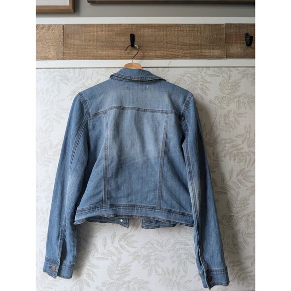 JOUJOU Light Wash Cropped Denim Trucker Jacket Size M - Picture 6 of 7
